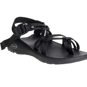 Black Chaco Women ZX/2 Black Sandal | Black Adjustable Sandals